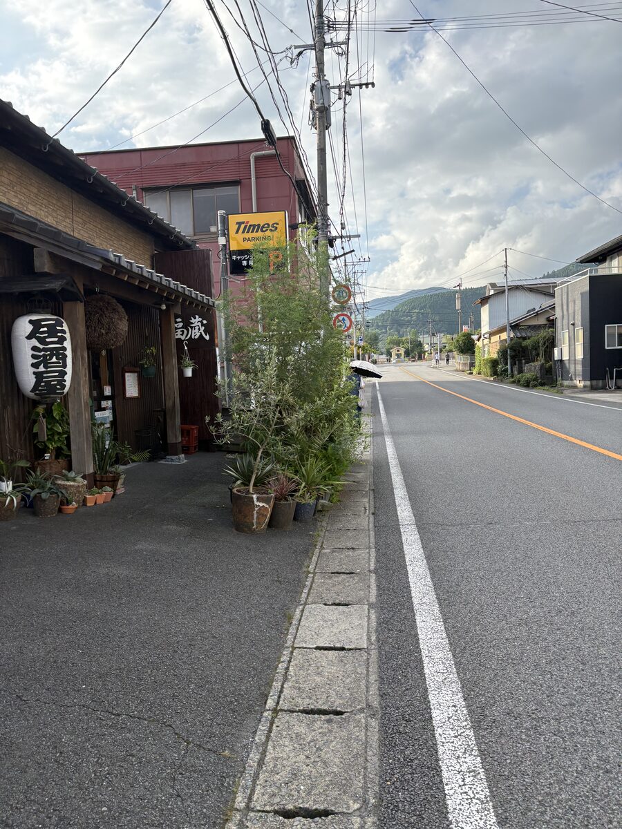 湯布院・湯の坪街道の街並み